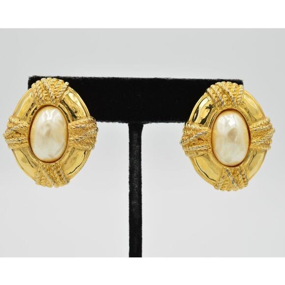 Givenchy Vintage Clip On Earrings Pearl Gold Chunky Oval Signed Retro 1980s 9C - Picture 1 of 12
